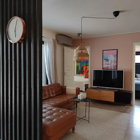 Redwood Holiday home *